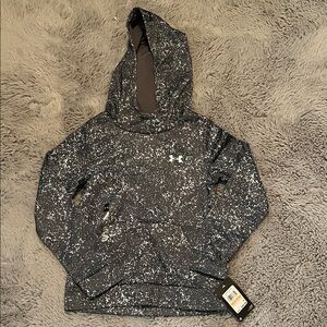 Under Armour Black and White Patterned Hoodie. Boys size 6x NWT